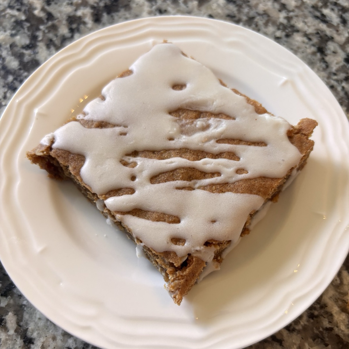 Iced Oatmeal Cookie Bar