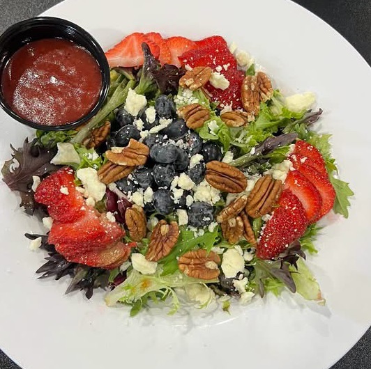 Berry Mountain Salad