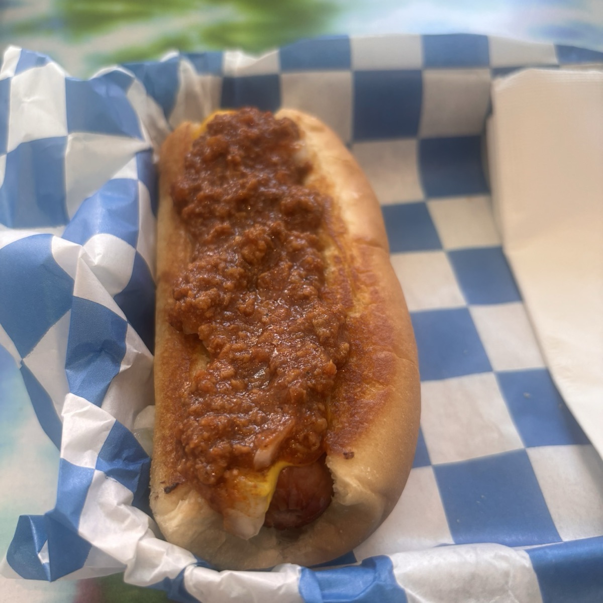 Hot Dog (Chili, Onion, Mustard)