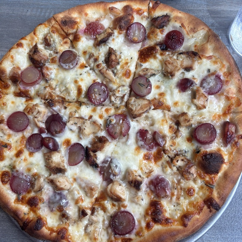 Grape And Gorgonzola Pizza